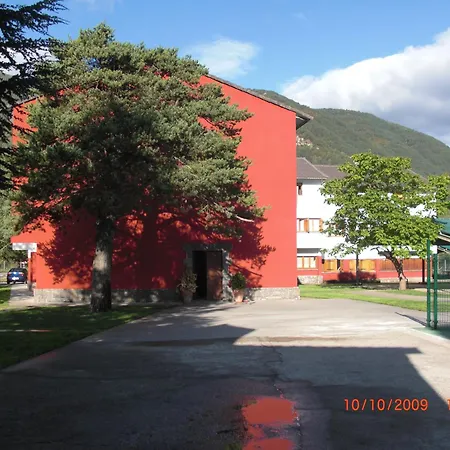 Pinarillos 2* Sarvisé