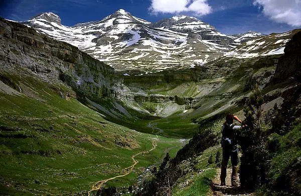 Pinarillos Πανσιόν 2*